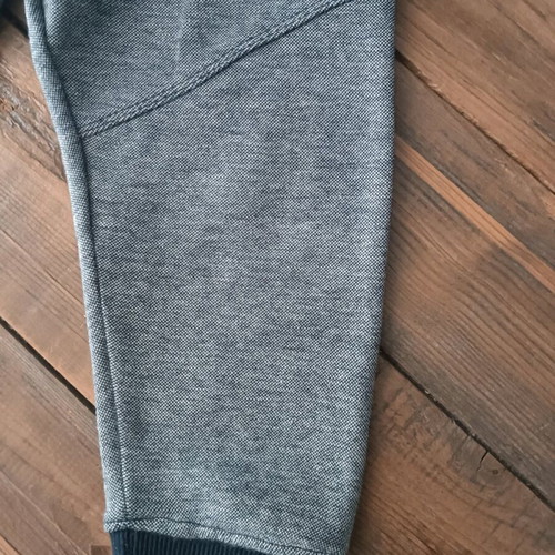 Orchestra boy's joggers size 4 years like new, navy blue