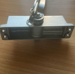 Door closing reset mechanism