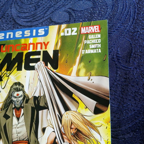 Uncanny X-Men #2 Marvel Comics like new with artist and writer signature