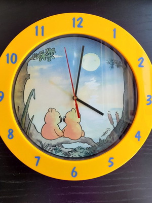 Wall clock with teddy bears, 25.5 cm diameter