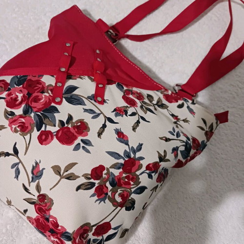 Shoulder bag new, fabric with floral pattern