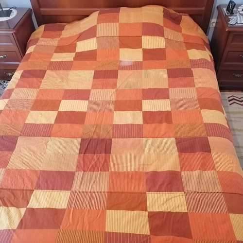 Double quilt used, 2.50x2.00, reversible, cotton