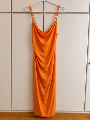 Summer dress new, size M, orange