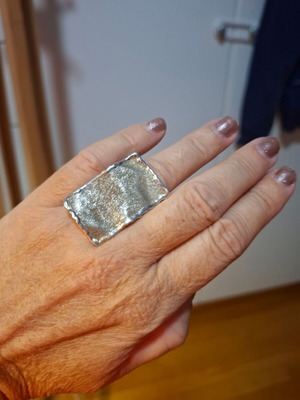 Silver ring rectangular shape like new