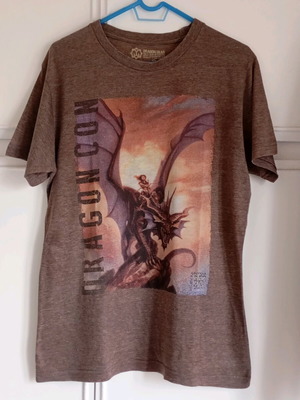 A-Style men's t-shirt brown size M like new