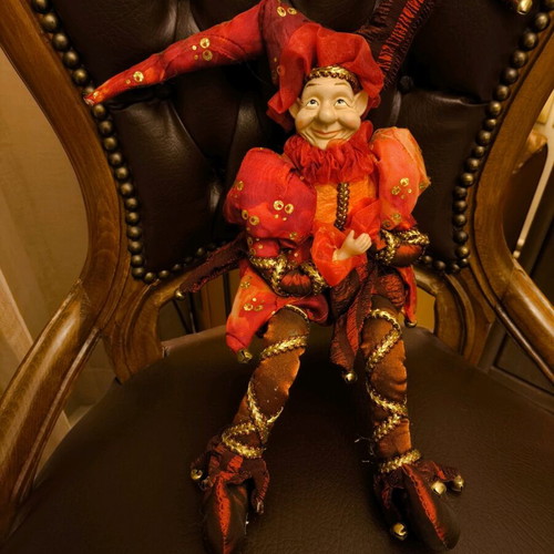 Decorative juggler new