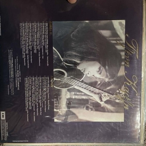 Tzeni Karezi record like new