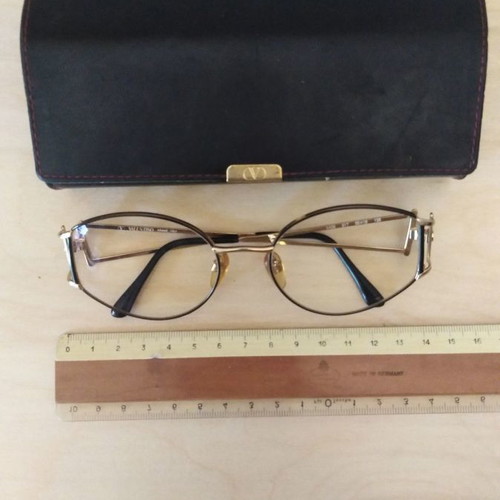 Valentino eyewear frame V438 80s like new