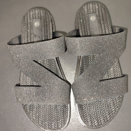 Black glitter sandals size 39 like new, rubber flexible