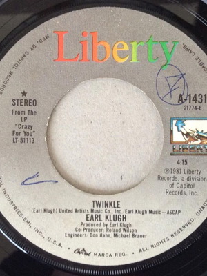 Earl Klugh Twinkle 45 RPM vinyl record used, Jazz Funk