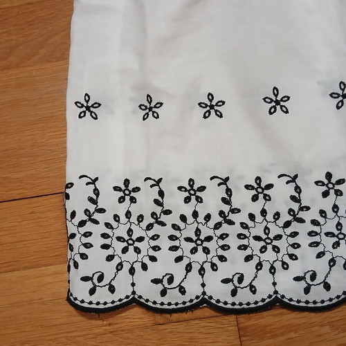 H&M Divided white dress with lace and black embroidery size Small like new
