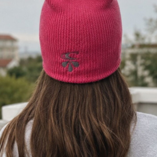 O'neill pink beanie hat, unused