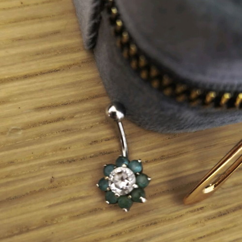 Navel piercing used, does not tarnish