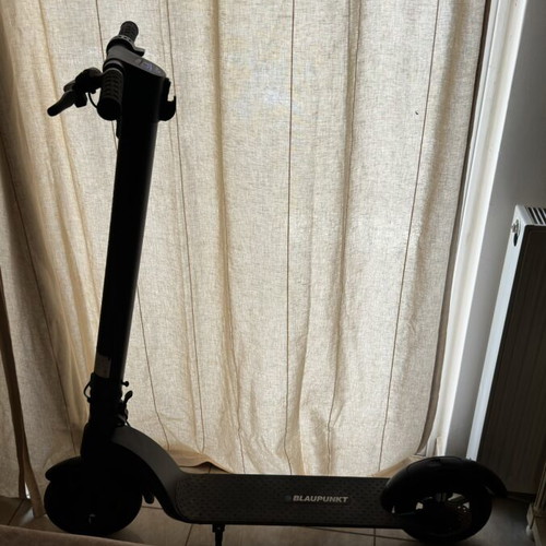 Scouter electric scooter used, needs throttle part and possibly battery
