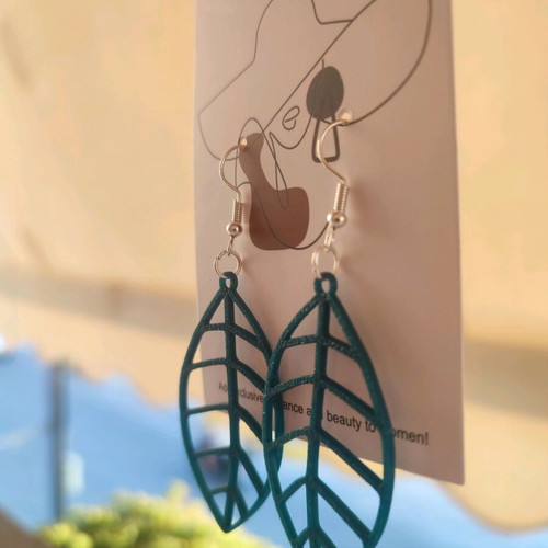 Handmade dangle earrings with 3D printed leaf, new, green