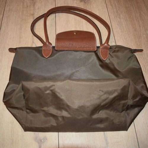Longchamp hand bag used, green