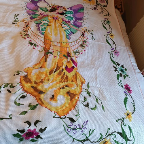 Handmade needlepoint large collectible like new 2.15x1.62 m