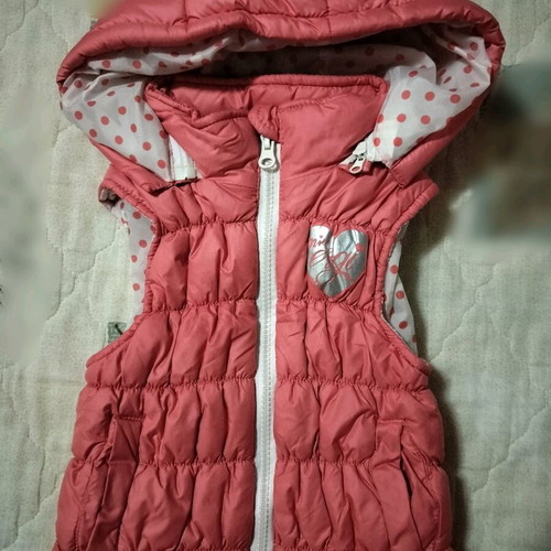 Sleeveless baby jacket Energiers 12 months coral with polka dot lining
