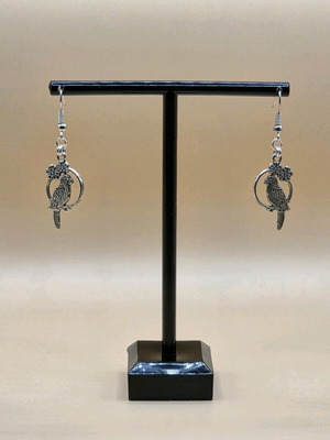 Parrot earrings handmade, new, silver color