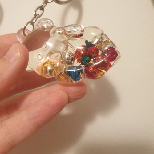 Keychain set 90s dolphin heart pig like new, colorful pearls