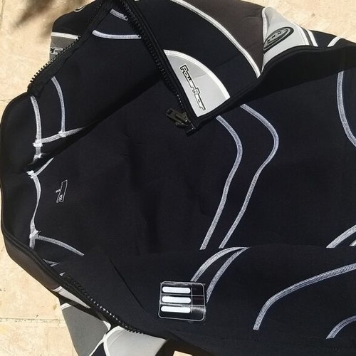 Jobe Power Racer Neoprene Wetsuit 2 Pieces Size S like new