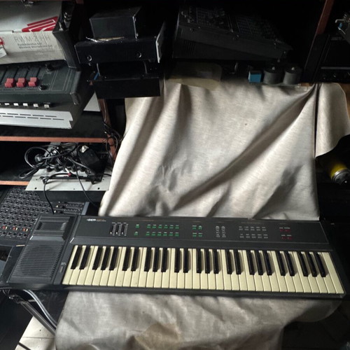 Vintage Keyboard GEM DSK-4 Personal Keyboard like new