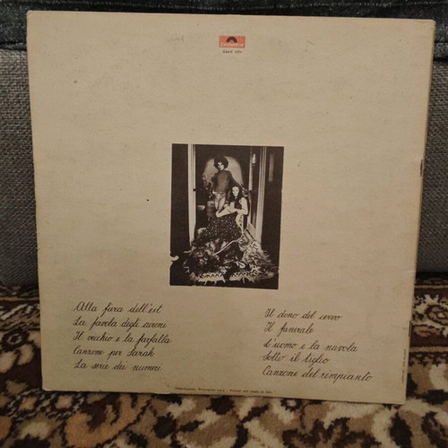 Vinyl record used, good condition