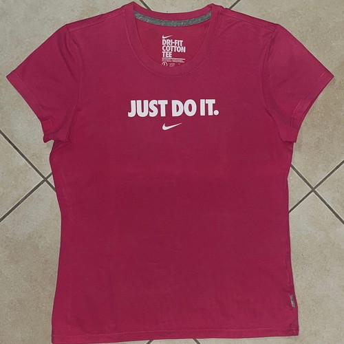 Nike Women T-Shirt magenta pink, Just Do It print, size L, like new