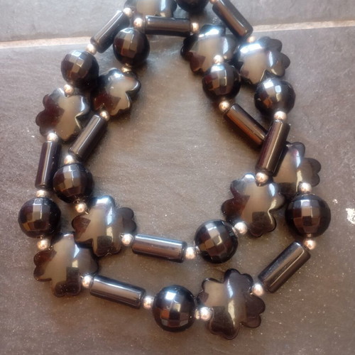 Necklace with black lightweight beads, like new