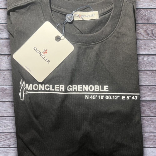 Moncler T Shirt New Black Medium-Large