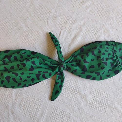 Swimwear top new in green leopard print