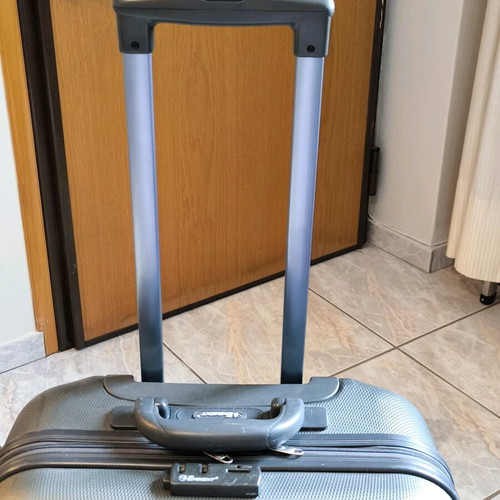 Hard suitcase gray used, dimensions 40x24x40cm, brand ENIMENT