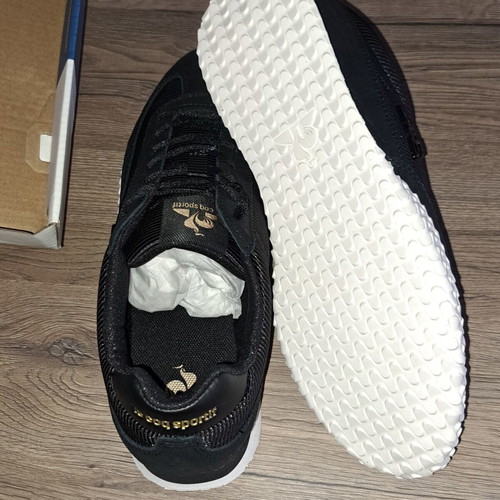 Le Coq Sportif men's sports shoes new, black, size 41