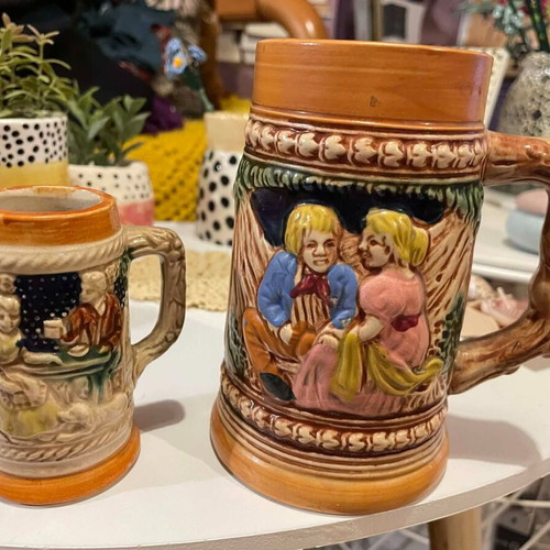 Vintage ceramic beer steins set of 2 like new