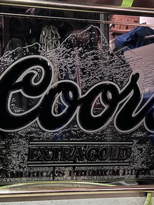 Coors bier mirror like new, dimensions 65x44.6 cm