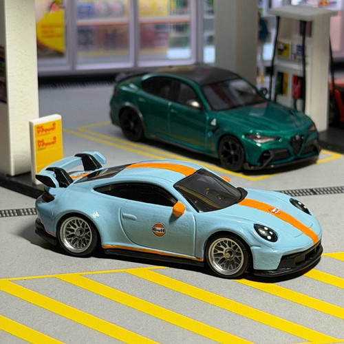 Porsche 911 GT3 Gulf custom made