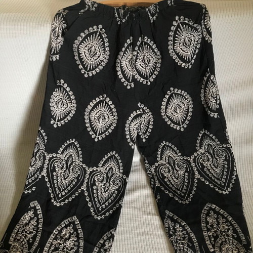 Celestino viscose pants S/M, new, black and white