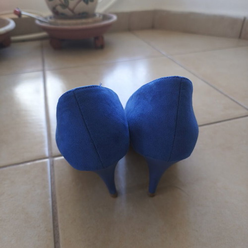 Castor blue pumps used, size 38