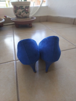 Castor blue pumps used, size 38