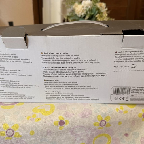 Car vacuum cleaner like new, 70W 12V with 3m cable