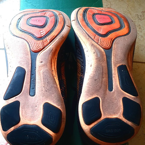 Nike running shoes size 41 used, gray and orange