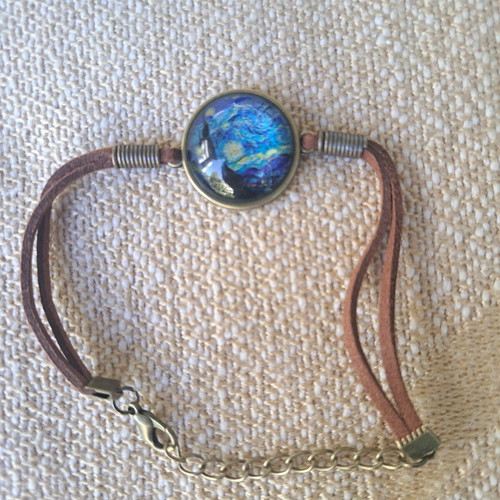 Van Gogh Starry Night Bracelet like new, multicolor with leather strap