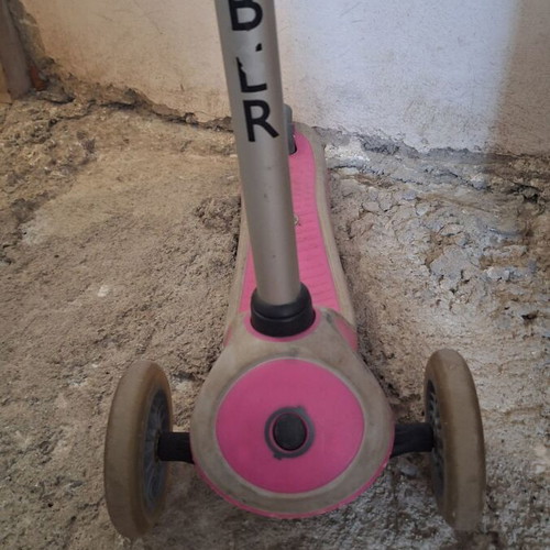 Globber Primo Plus Scooter used, 3 wheels, adjustable T-bar