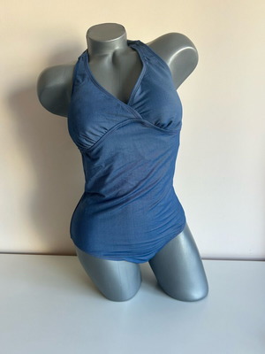 One-piece swimsuit new, size M, blue