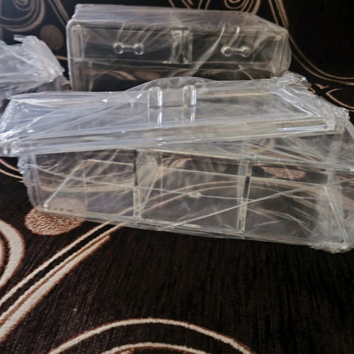 Set of 3 transparent jewelry boxes new with 3 drawers, 3 compartments and box