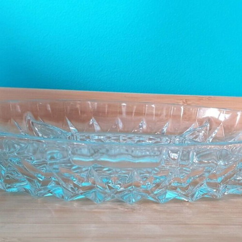 Glass serving platter like new