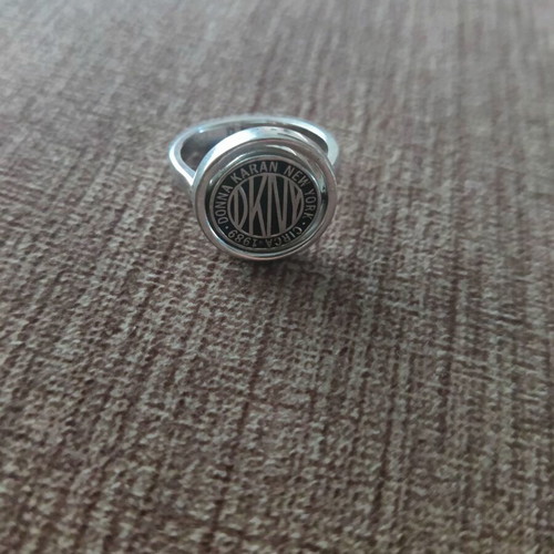 DKNY ring size 54 like new, silver
