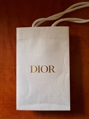 Dior gift bag like new