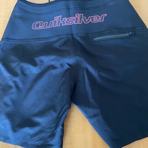 Quiksilver men's swim shorts size 32 like new, black