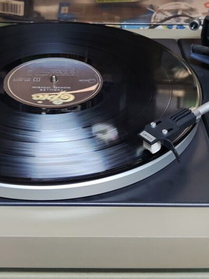 Lenco L-236 turntable used, fully functional, full automatic
